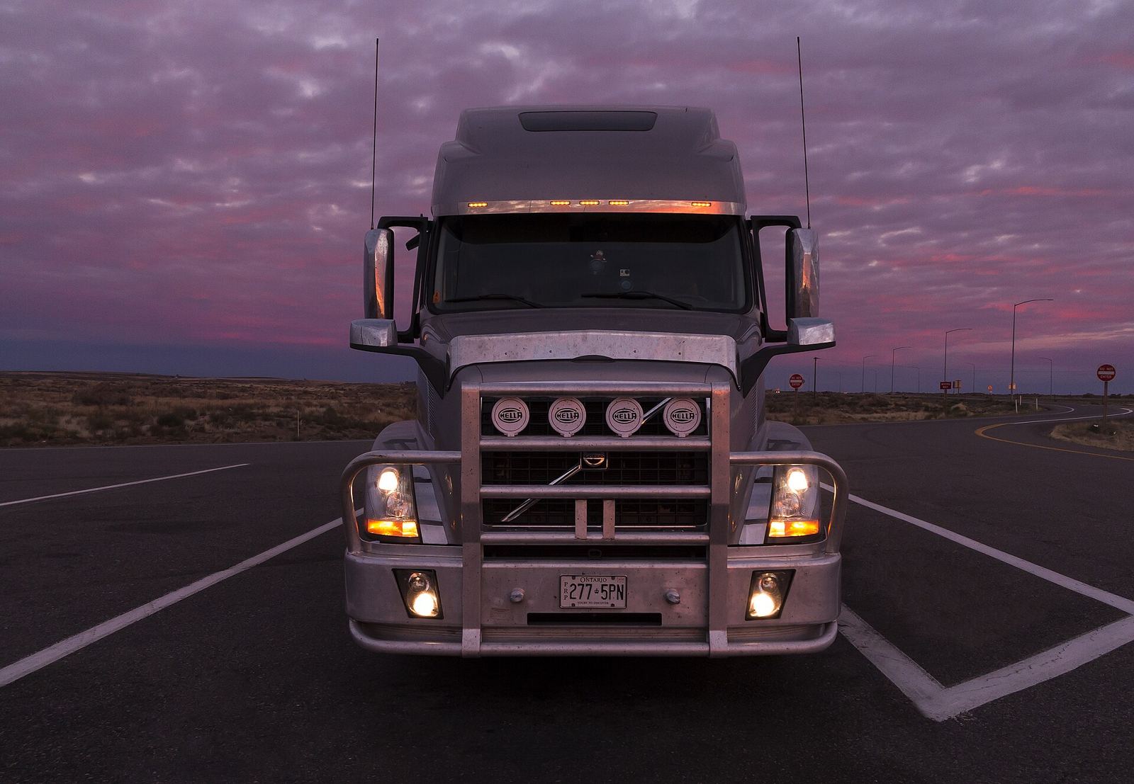 Volvo VNL sleeper truck at dusk
